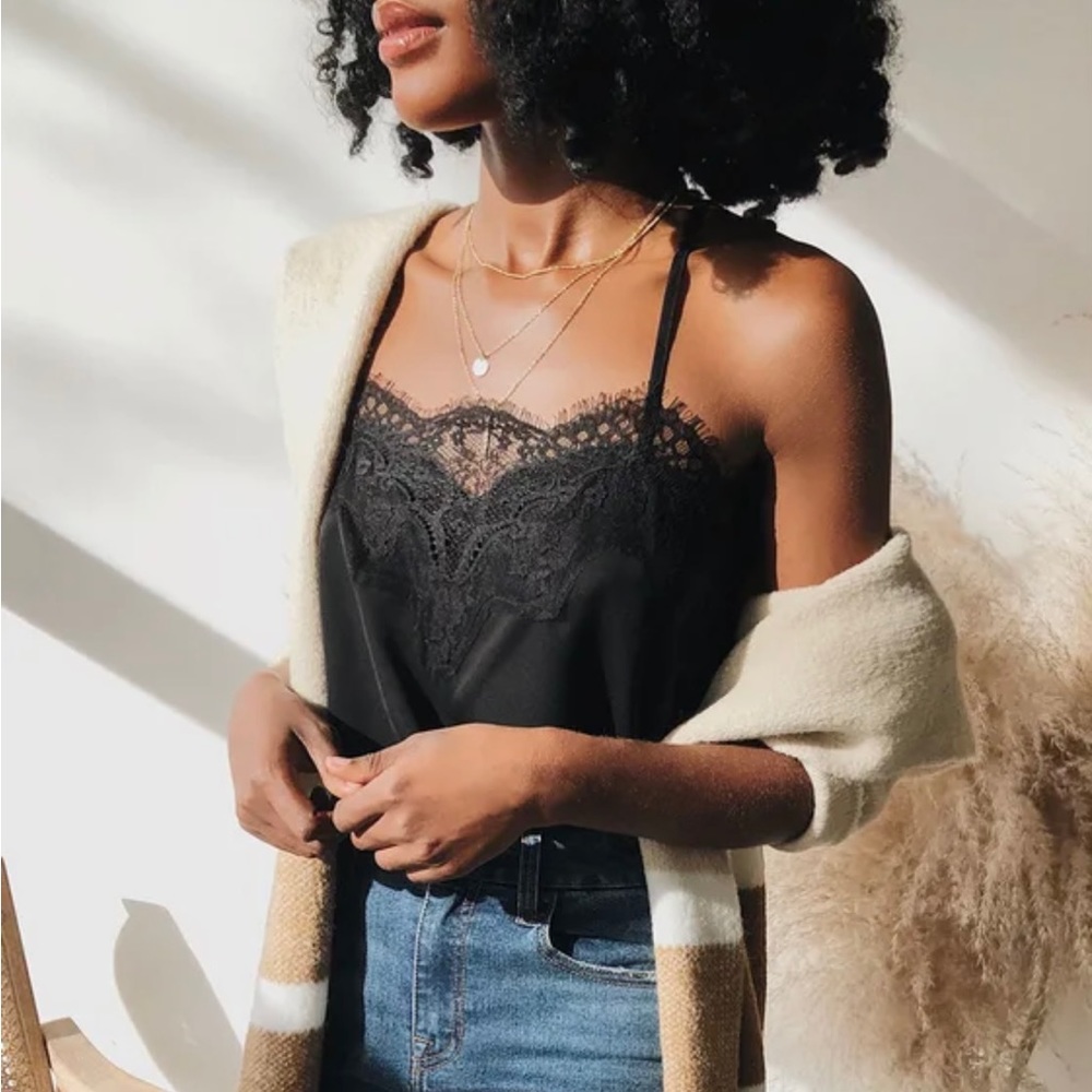 Lulu’s Maddox Satin Lace Cami